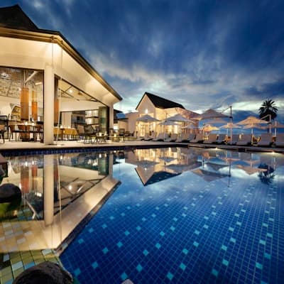 Luxury Resorts