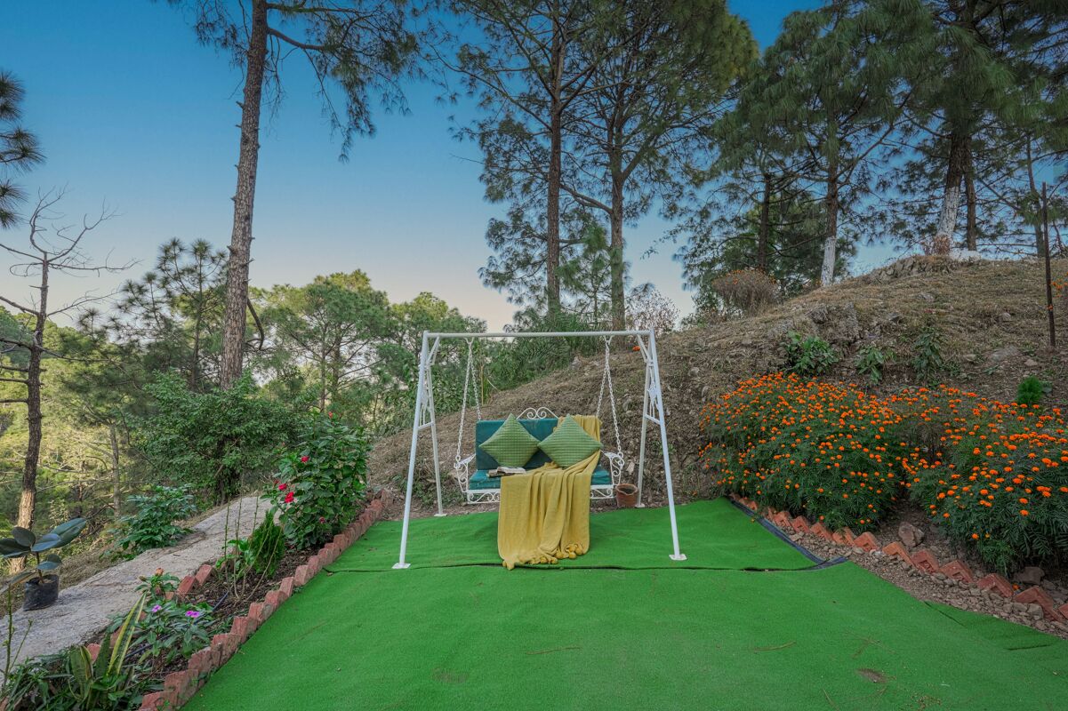 Pine View Resort Pet-friendly Hilltop 1-Suite With Garden-Facing Balcony, Rooftop lounge, Restro & Game Zone